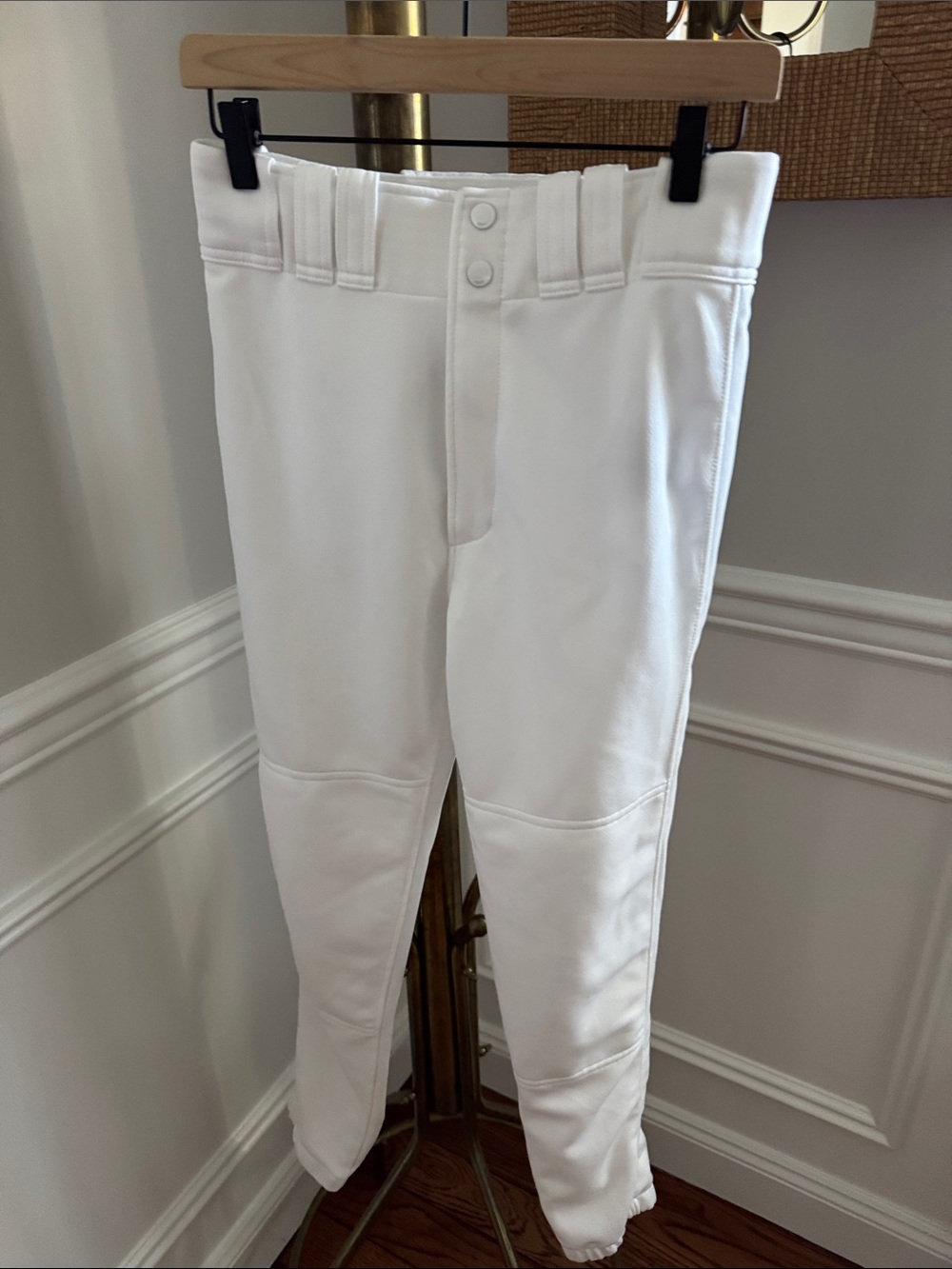 Mizuno White Men’s Athletic Jogger Pants
